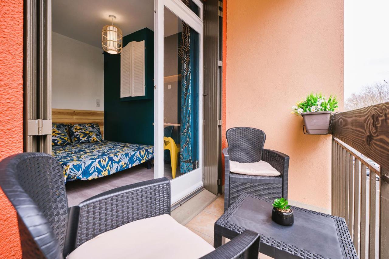 Tout Confort ! Climatisation, Centre-Ville, Parking, Terrasse, Wifi, Netflix Carcassonne Extérieur photo