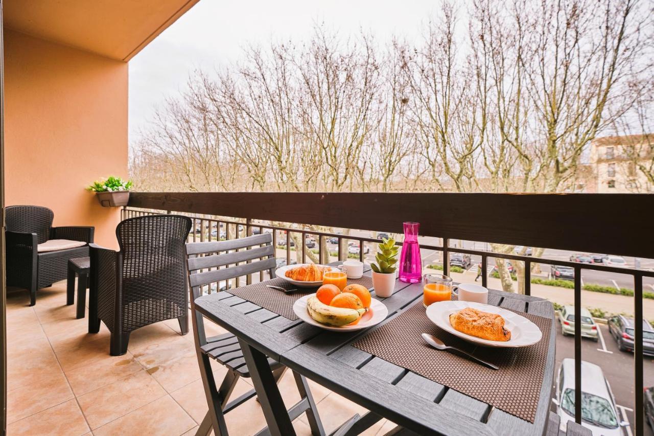 Tout Confort ! Climatisation, Centre-Ville, Parking, Terrasse, Wifi, Netflix Carcassonne Extérieur photo